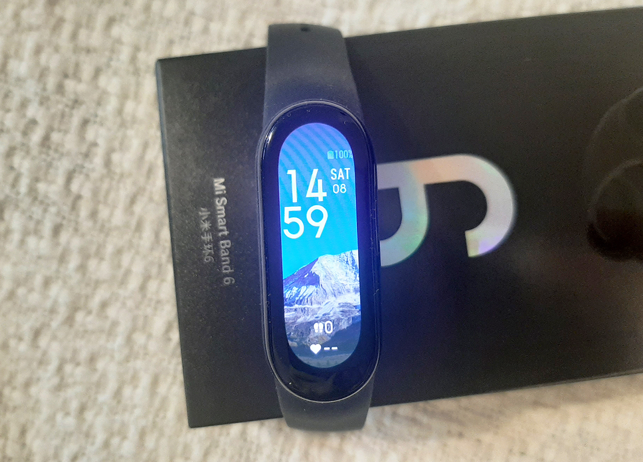 Можно ли отвечать на звонки через mi band 6